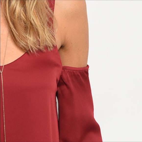 Just arrived!! Wine Bell cold shoulder tunic/dress - Picture 4 of 5